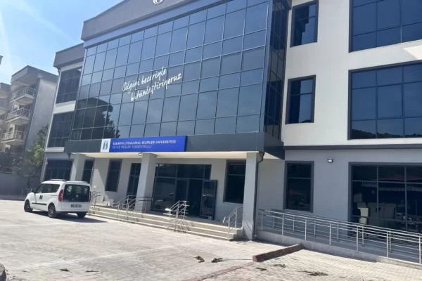 Sakarya Uygulamalı Bilimler Üniversitesi Alifuat Cebesoy Meslek Yüksek Okulu (5)