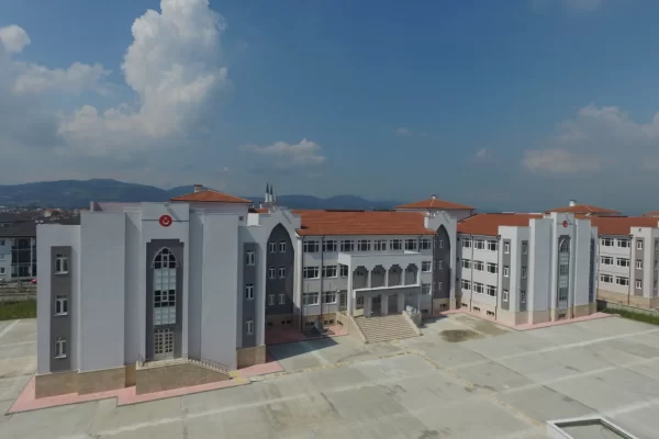 Sehit Üstteğmen Selçuk Esetoğlu Anadolu Lisesi (5)